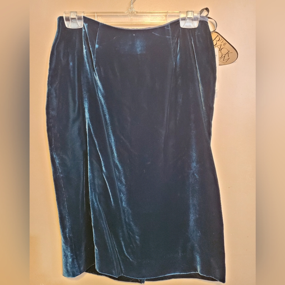 Dana Buchman Velvet Skirt Size 8